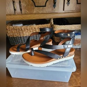 Franco Sarto women sandals